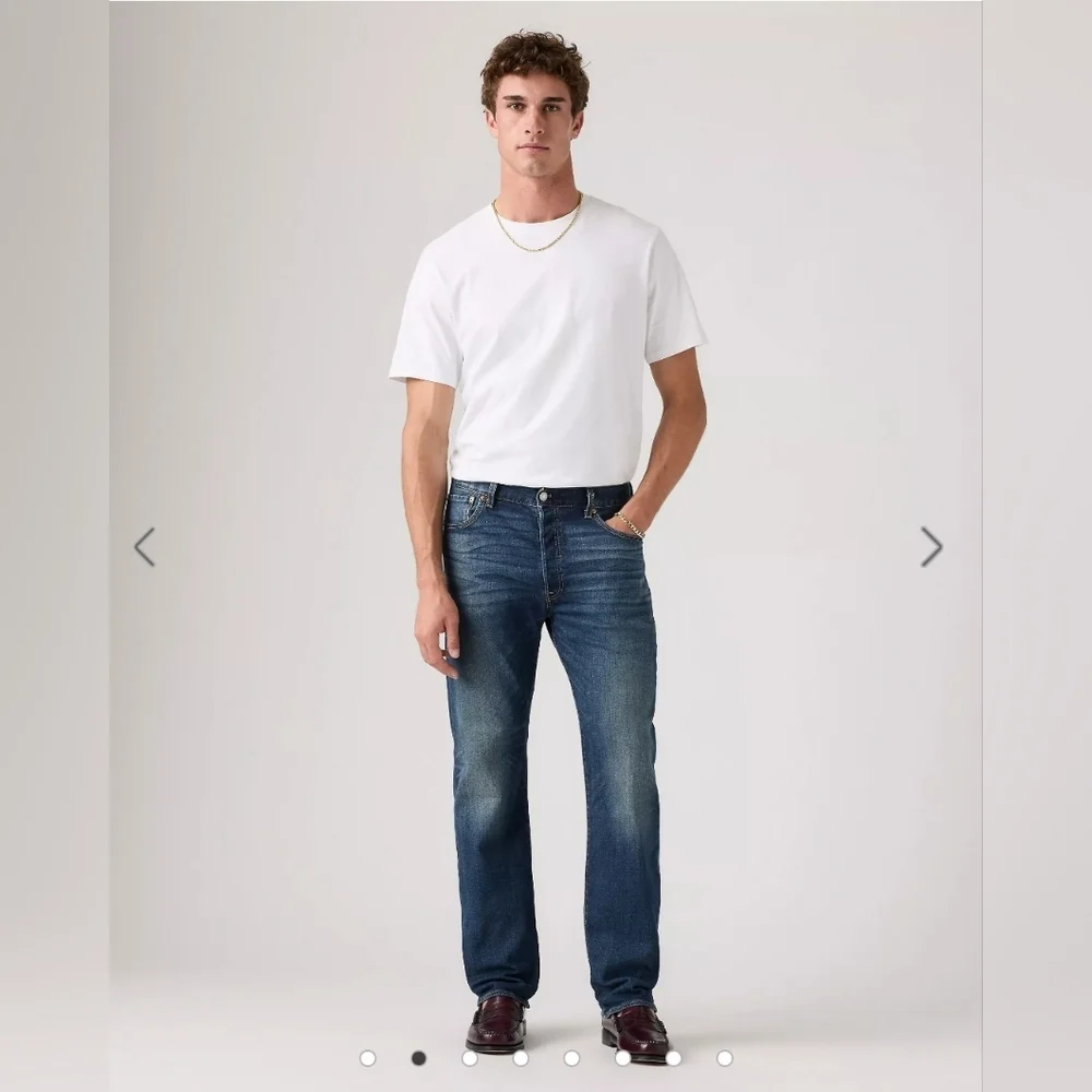 Levi's 501 Original Fit Men's Medium Wash Straight Leg Jeans